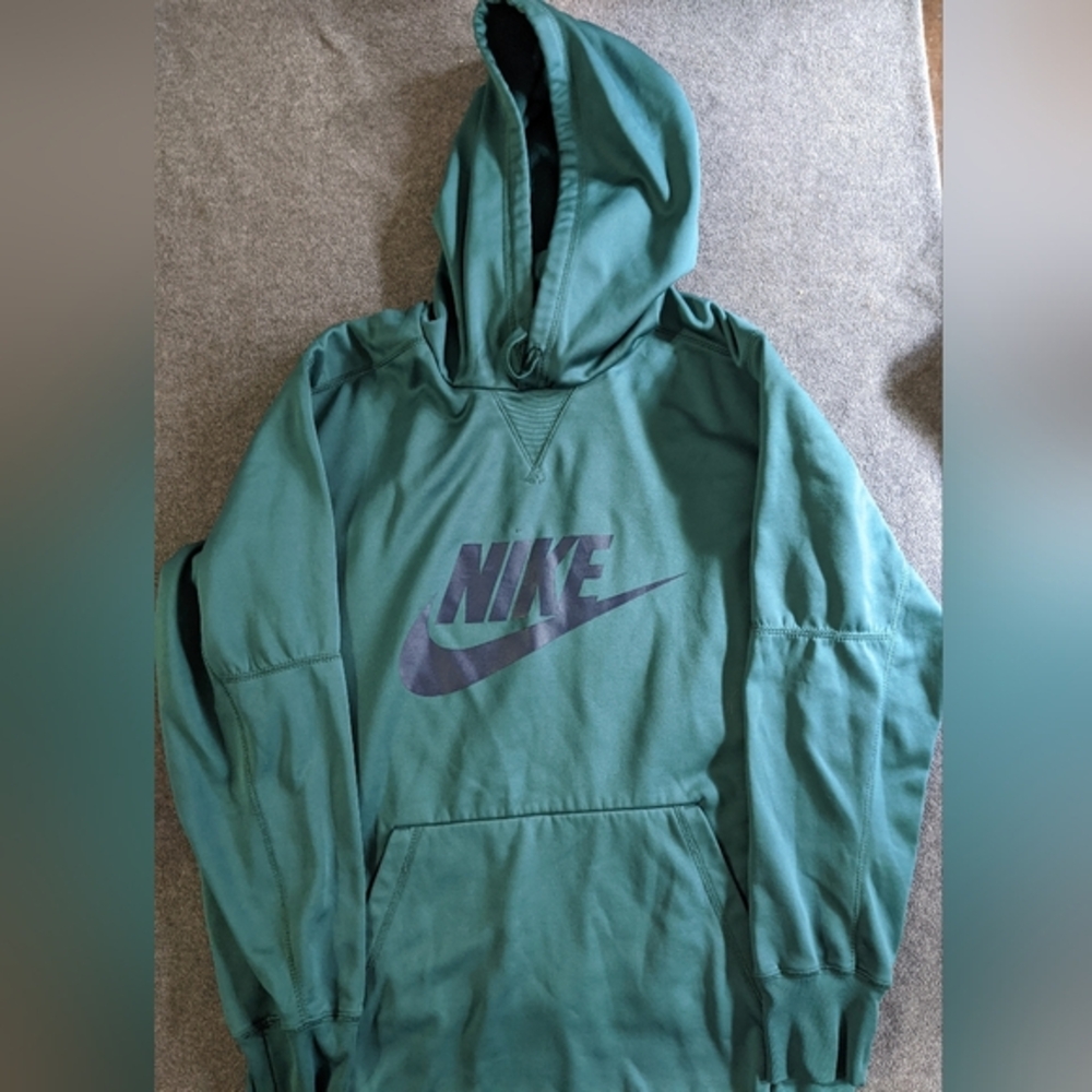 Men's Nike therma‎ fit pullover hoodie Medium